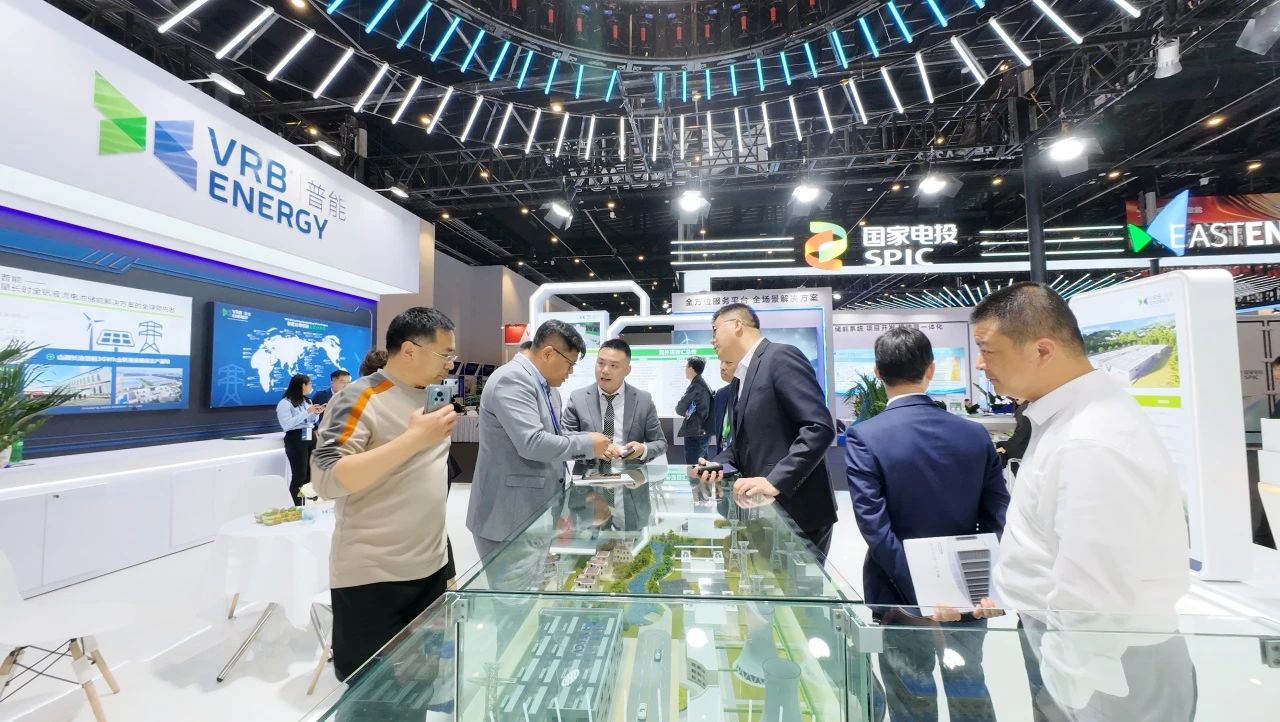 1745734906926761.jpg 4.jpg