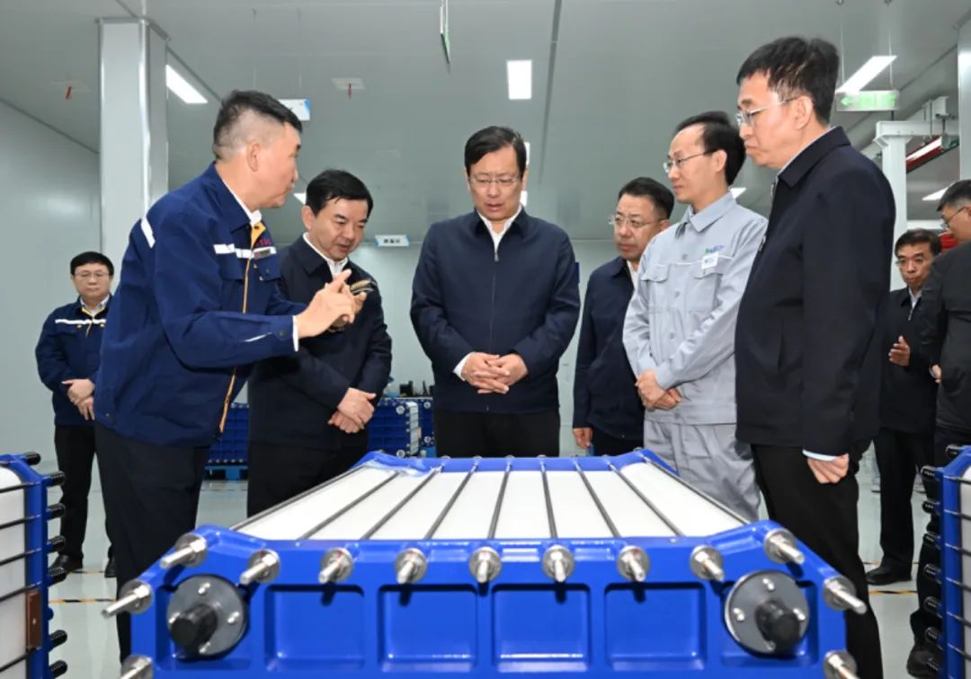 1745735069395694.jpg 2.jpg